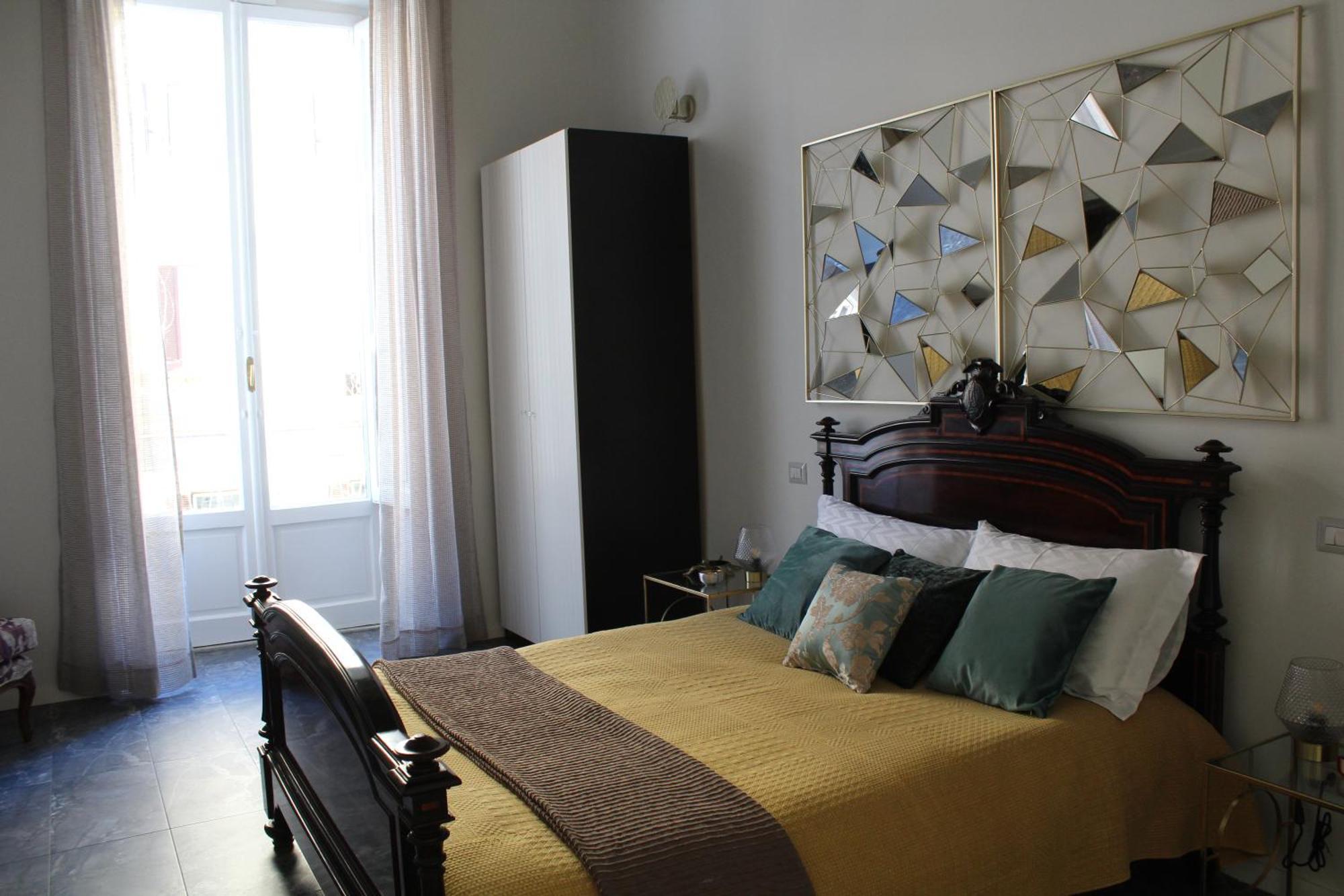 Casa Gaia Apartment Наполи Екстериор снимка