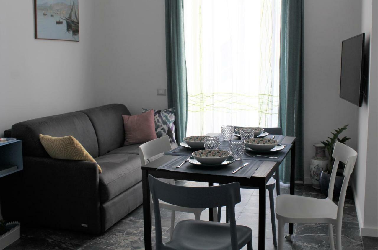 Casa Gaia Apartment Наполи Екстериор снимка